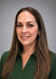 Headshot of LELA CANTER